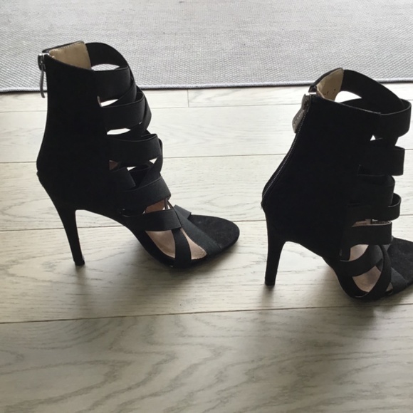 Cape Robbin Black Suede Stiletto Heels size 7 - Picture 4 of 7